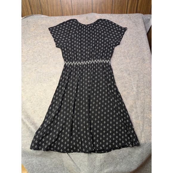 Women's Old Navy Geometric Black and White Dress Size XL Midi Tie Neckline - Picture 7 of 8
